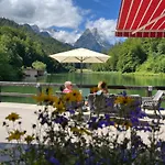 Seehaus Riessersee Отель Гармиш-Партенкирхен